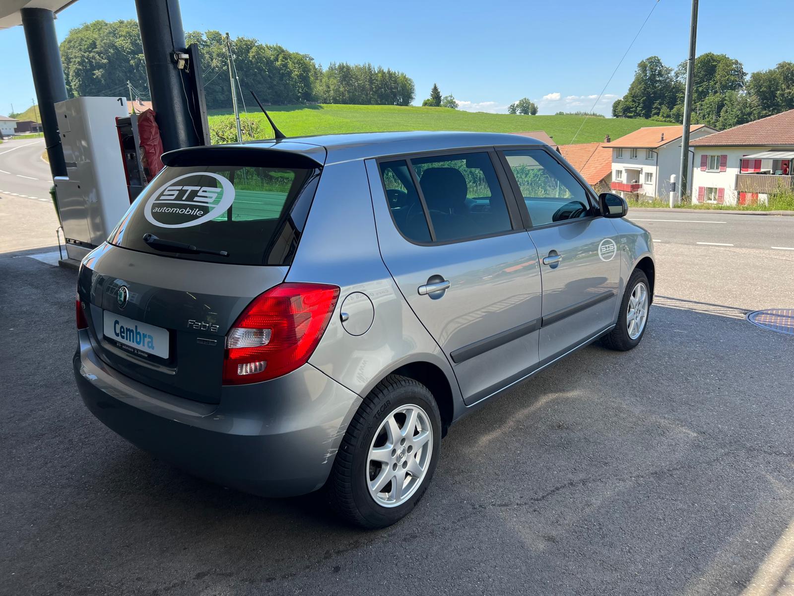 SKODA Fabia 1.2 TSI Family-image-2