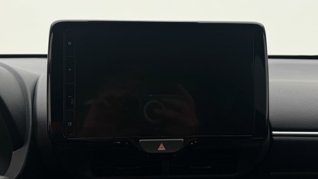 TOYOTA Yaris 1.5 Sport e-CVT-image-7