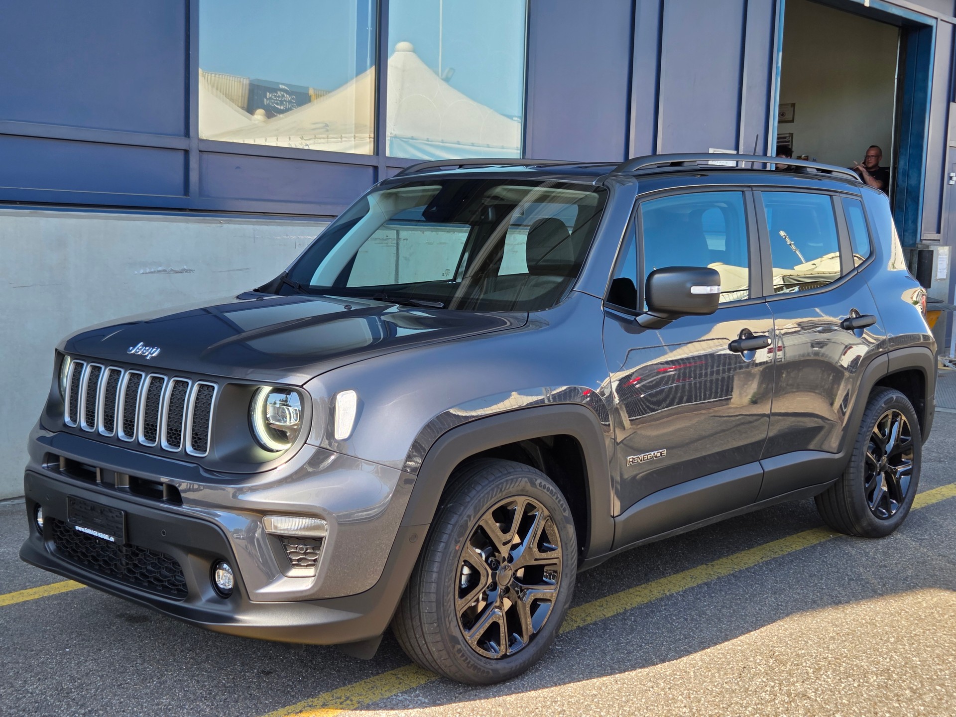 JEEP Renegade 1.5 MHEV Summit-image-0
