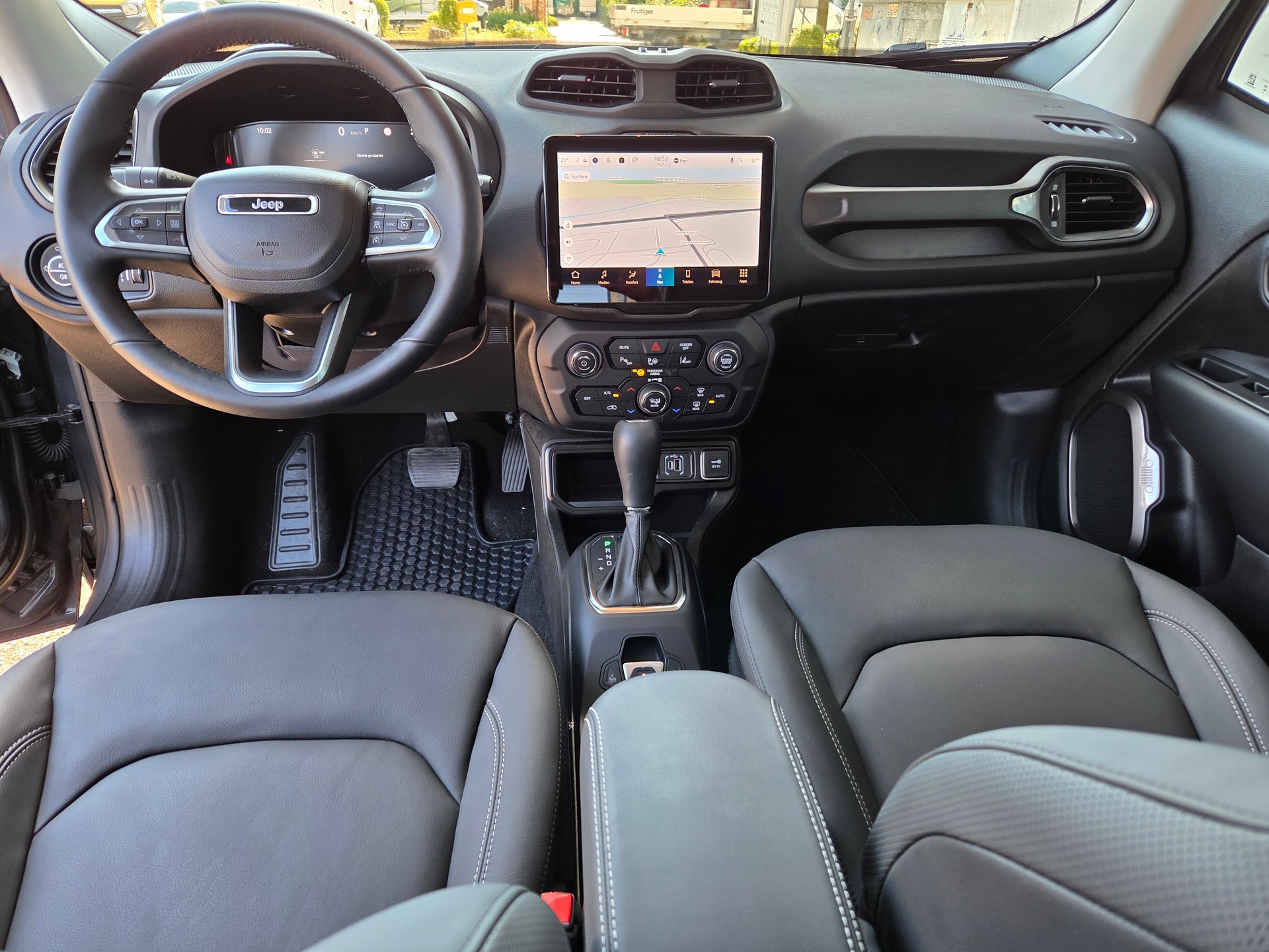JEEP Renegade 1.5 MHEV Summit-image-7