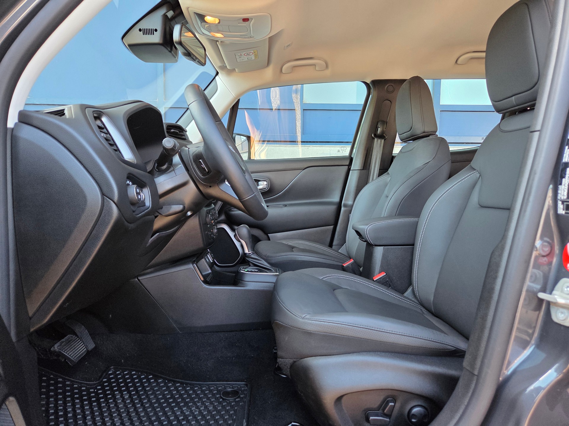 JEEP Renegade 1.5 MHEV Summit-image-8