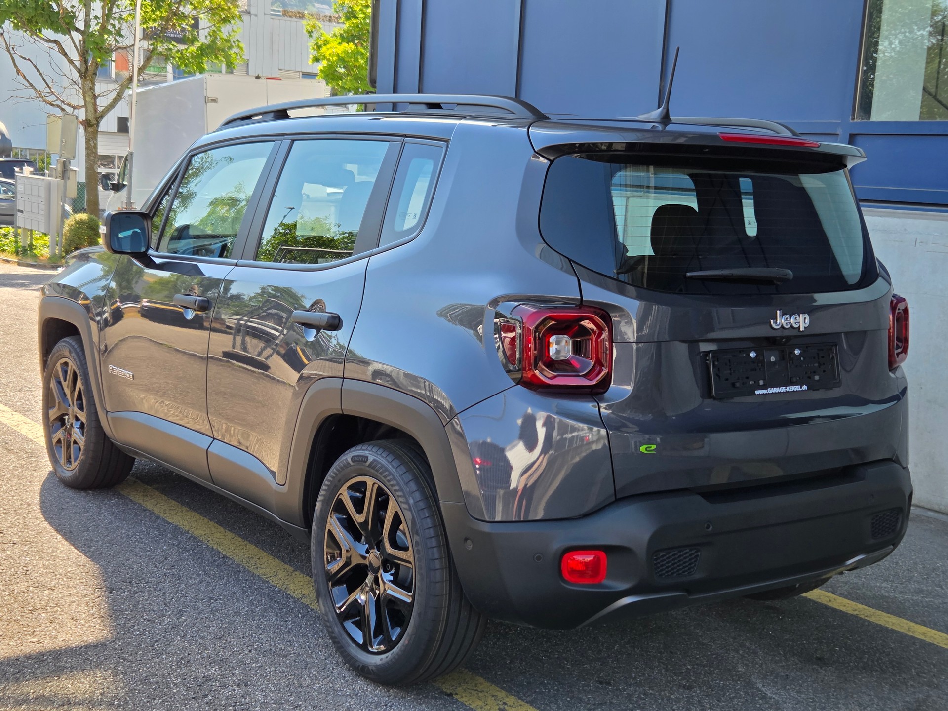 JEEP Renegade 1.5 MHEV Summit-image-22