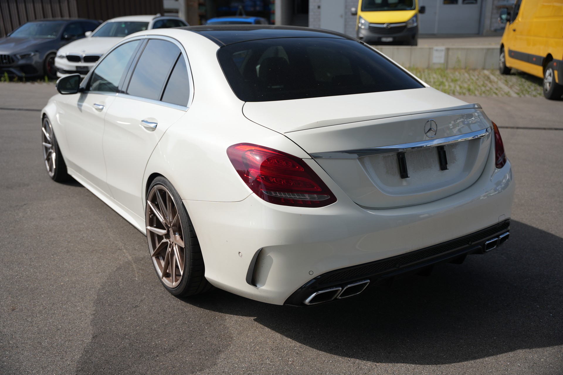 MERCEDES-BENZ C 63 AMG Speedshift-image-3