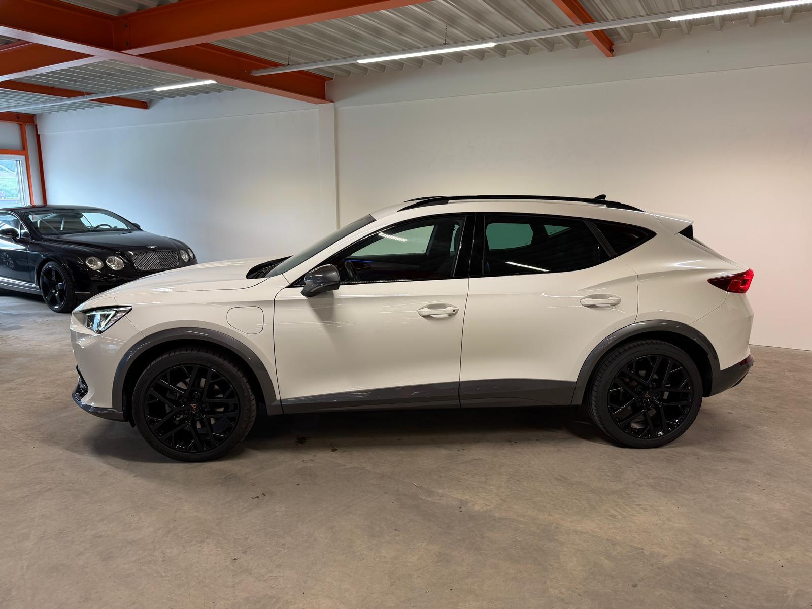 CUPRA Formentor 1.4 e-HYBRID pHEV DSG-image-1