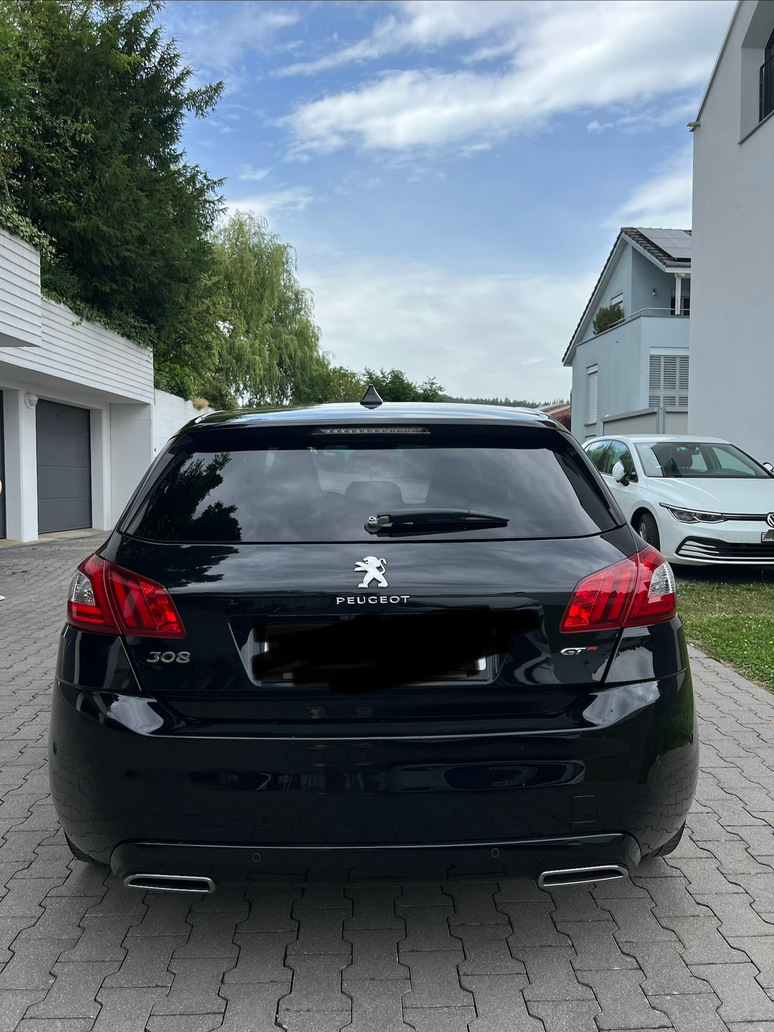 PEUGEOT 2.0 BlueHDi 180 GT-image-3