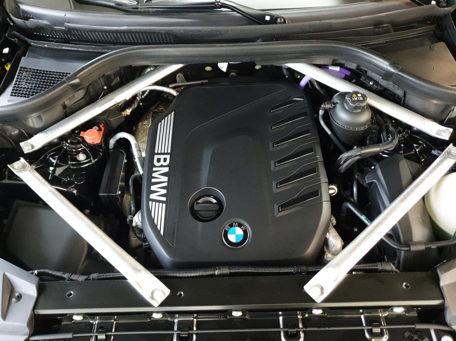 BMW X5 30d xDrive SAG-image-22