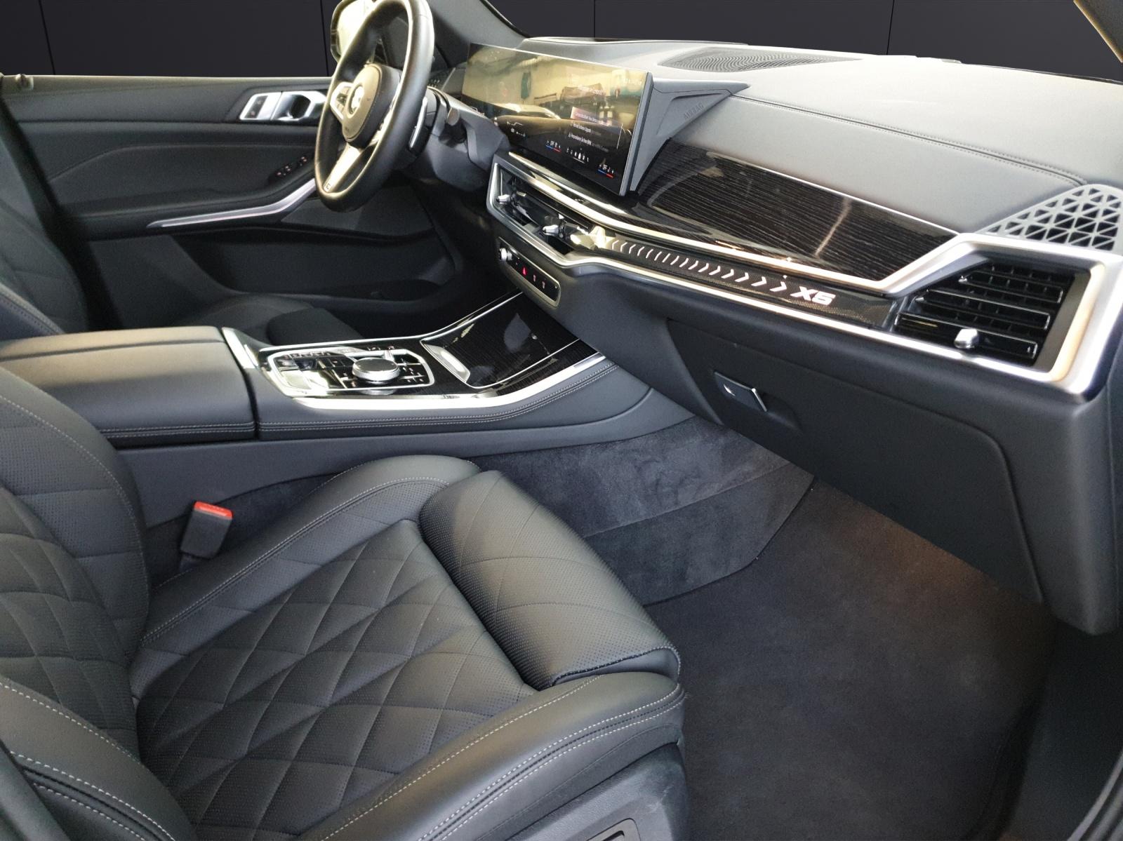 BMW X5 30d xDrive SAG-image-14