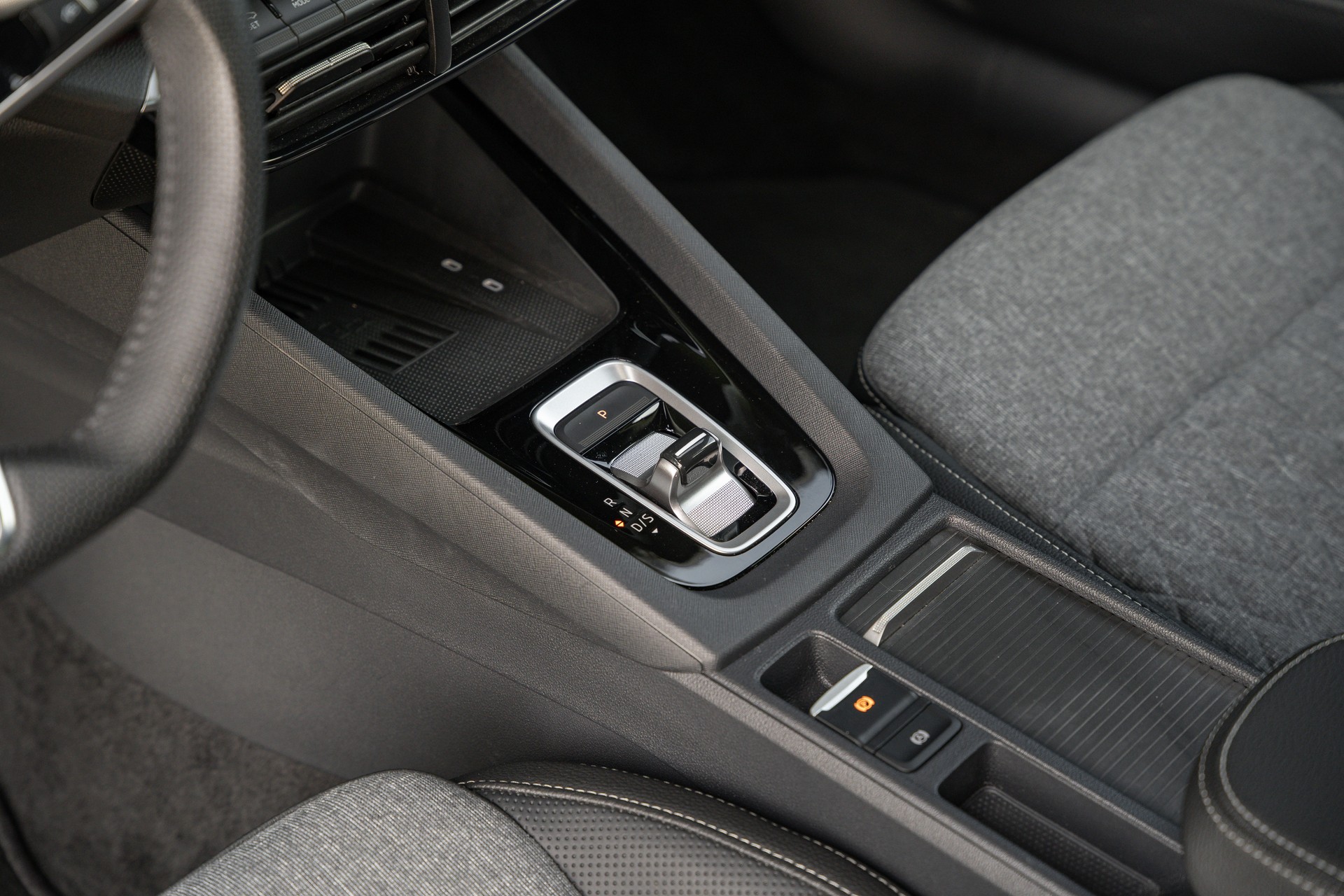 SKODA Octavia Limousine 2.0 TSI DSG SportLine 4x4-image-18