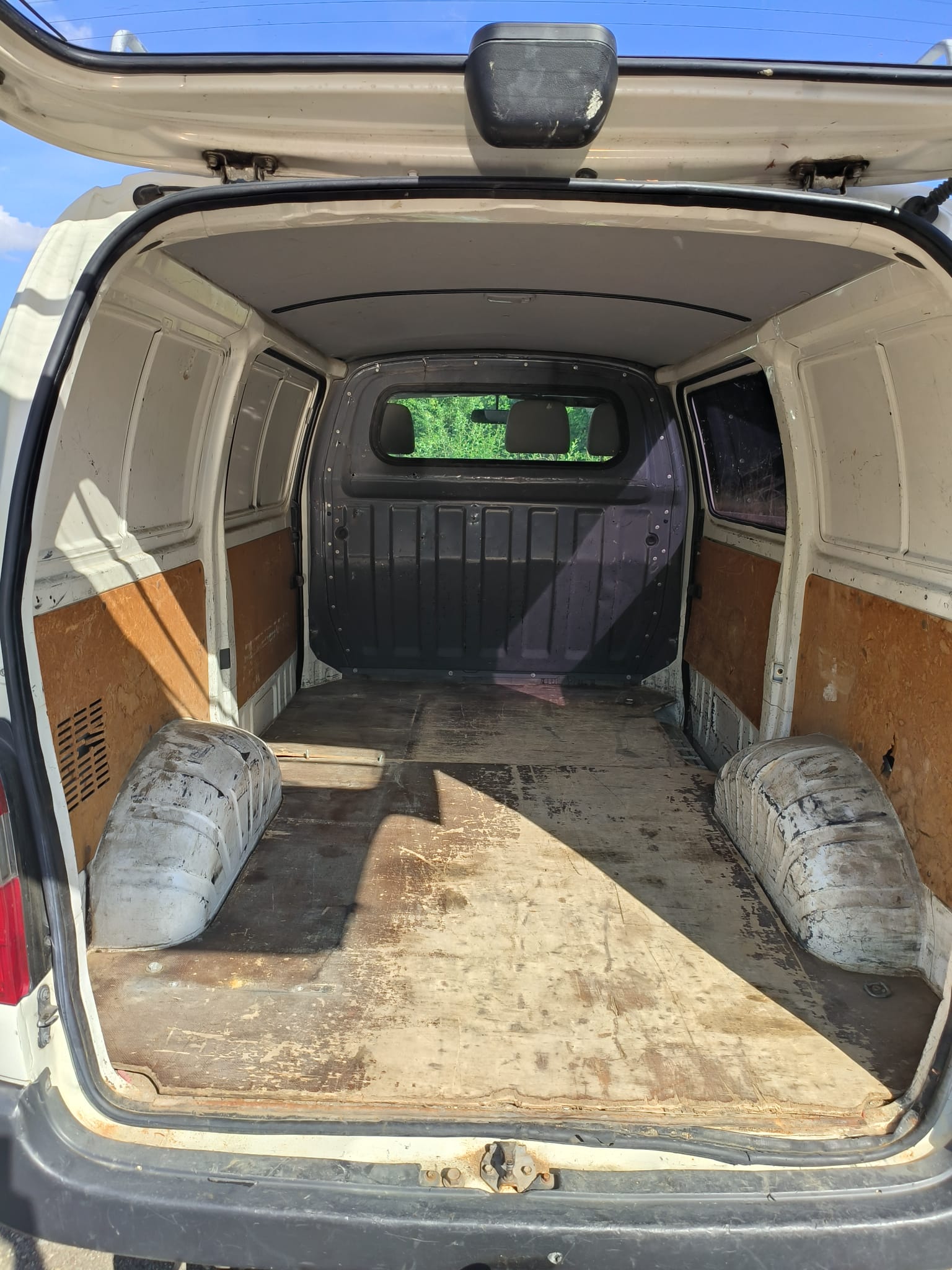 TOYOTA Hiace D-4D Kombi 4WD SWB-image-7