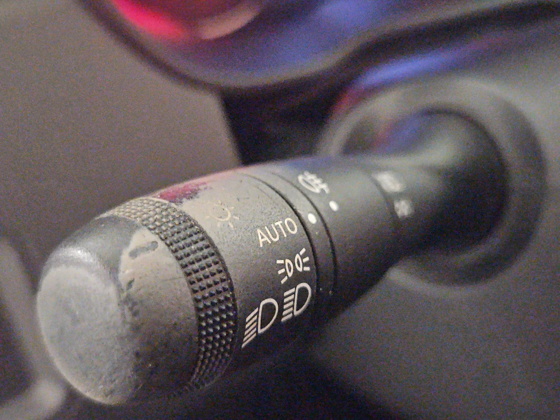 DACIA Duster TCe 100 Essential 4x2-image-19
