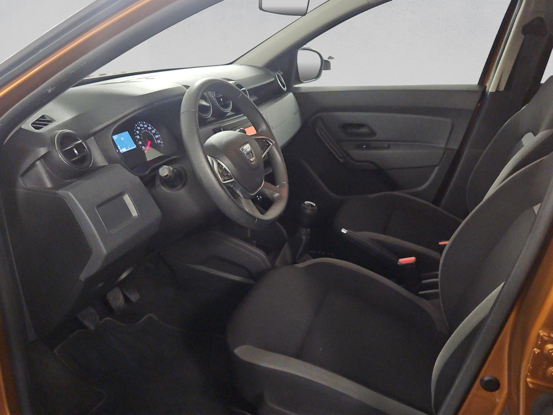 DACIA Duster TCe 100 Essential 4x2-image-8