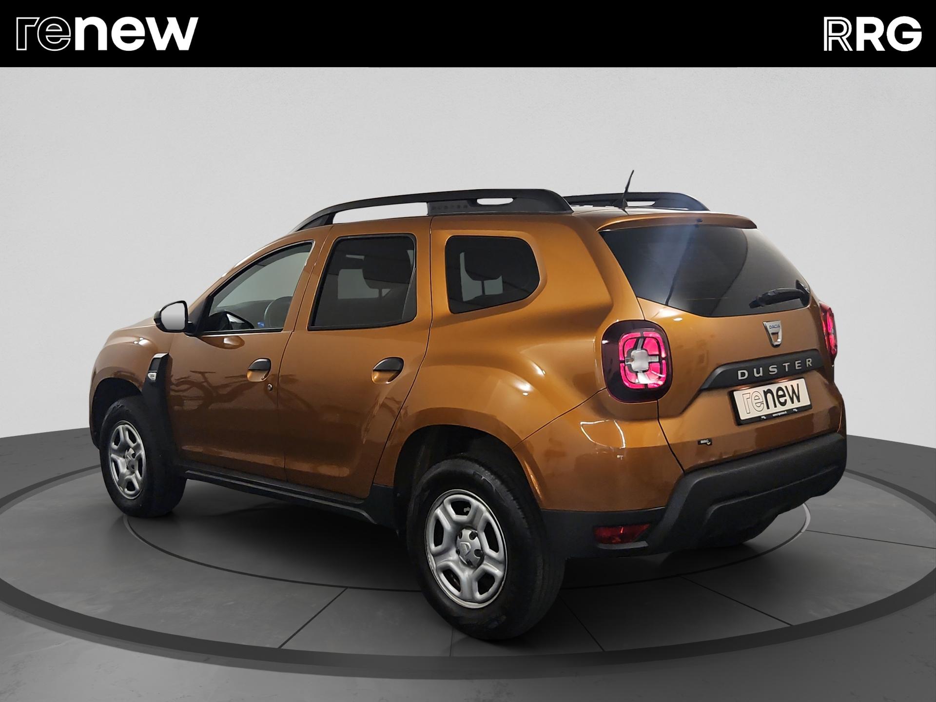 DACIA Duster TCe 100 Essential 4x2-image-4