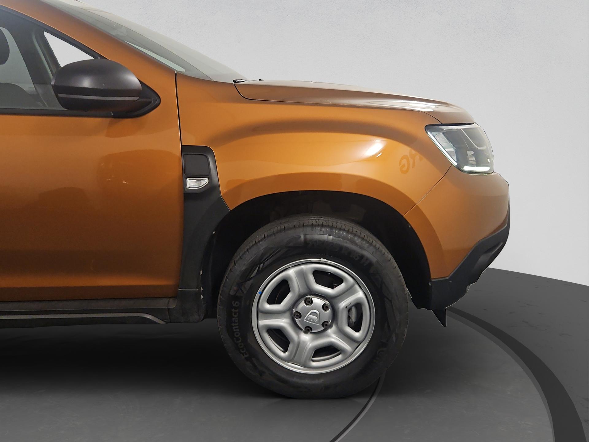DACIA Duster TCe 100 Essential 4x2-image-17