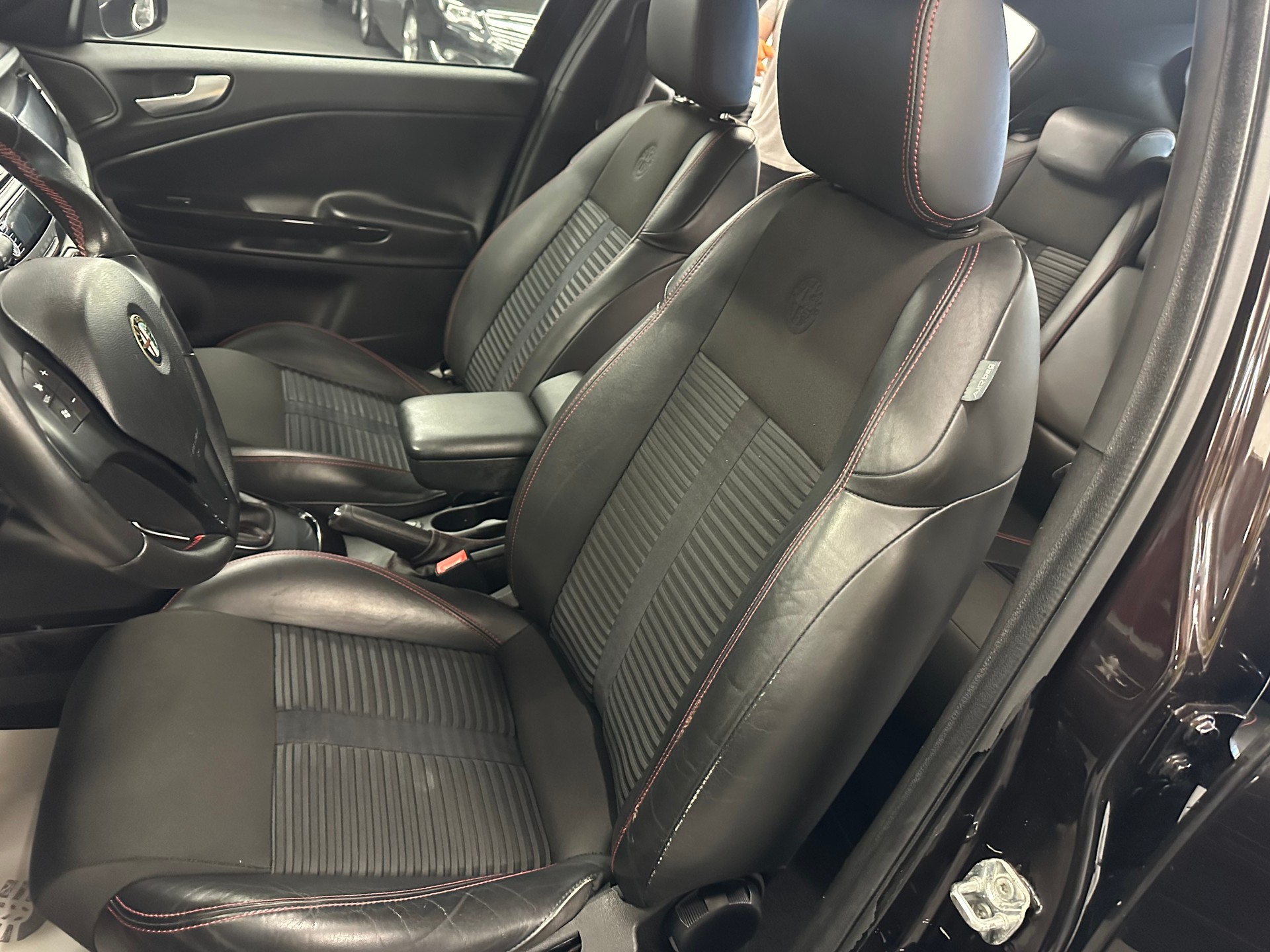 ALFA ROMEO Giulietta 1.4 MultiAir Distinctive-image-4