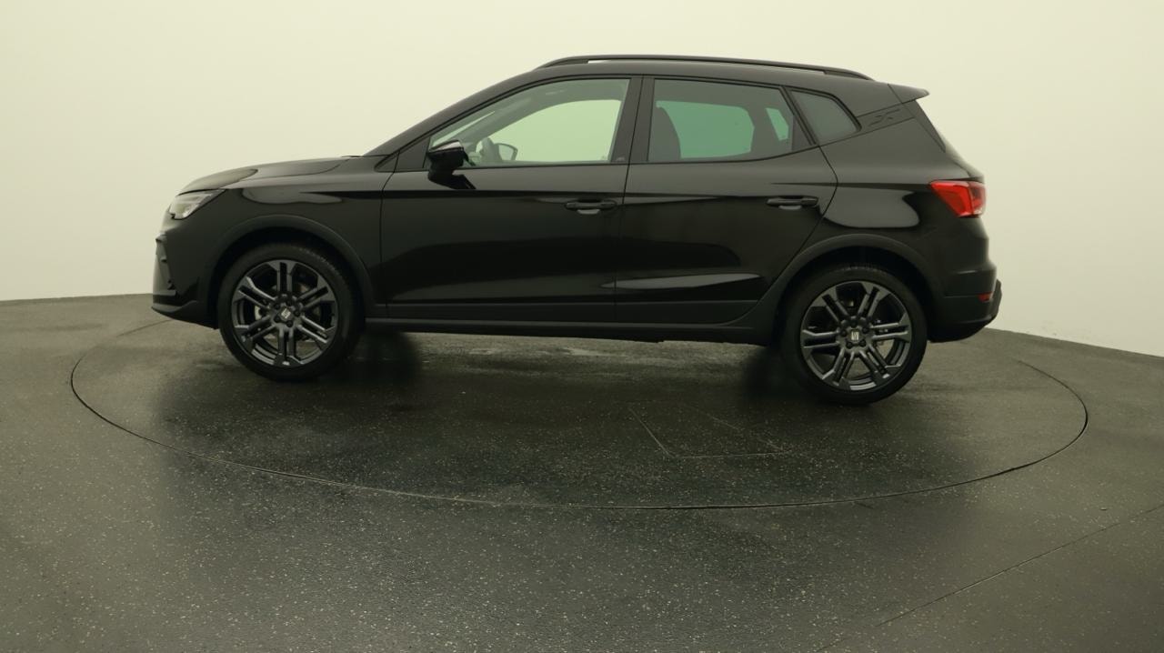 SEAT Arona 1.5 Eco TSI FR DSG-image-1