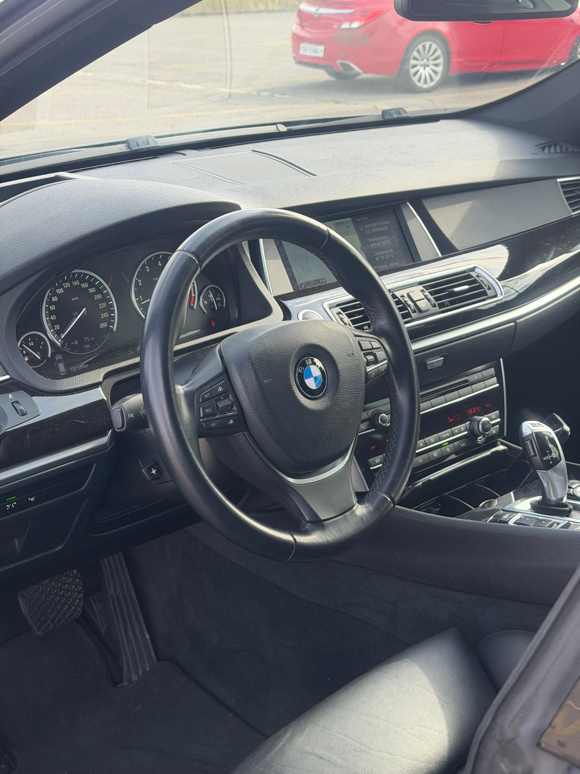 BMW 550i xDrive GT Steptronic-image-9