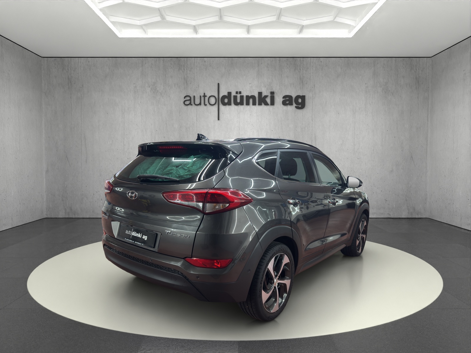 HYUNDAI Tucson 1.7 CRDI Vertex 2WD DTC 7-image-3