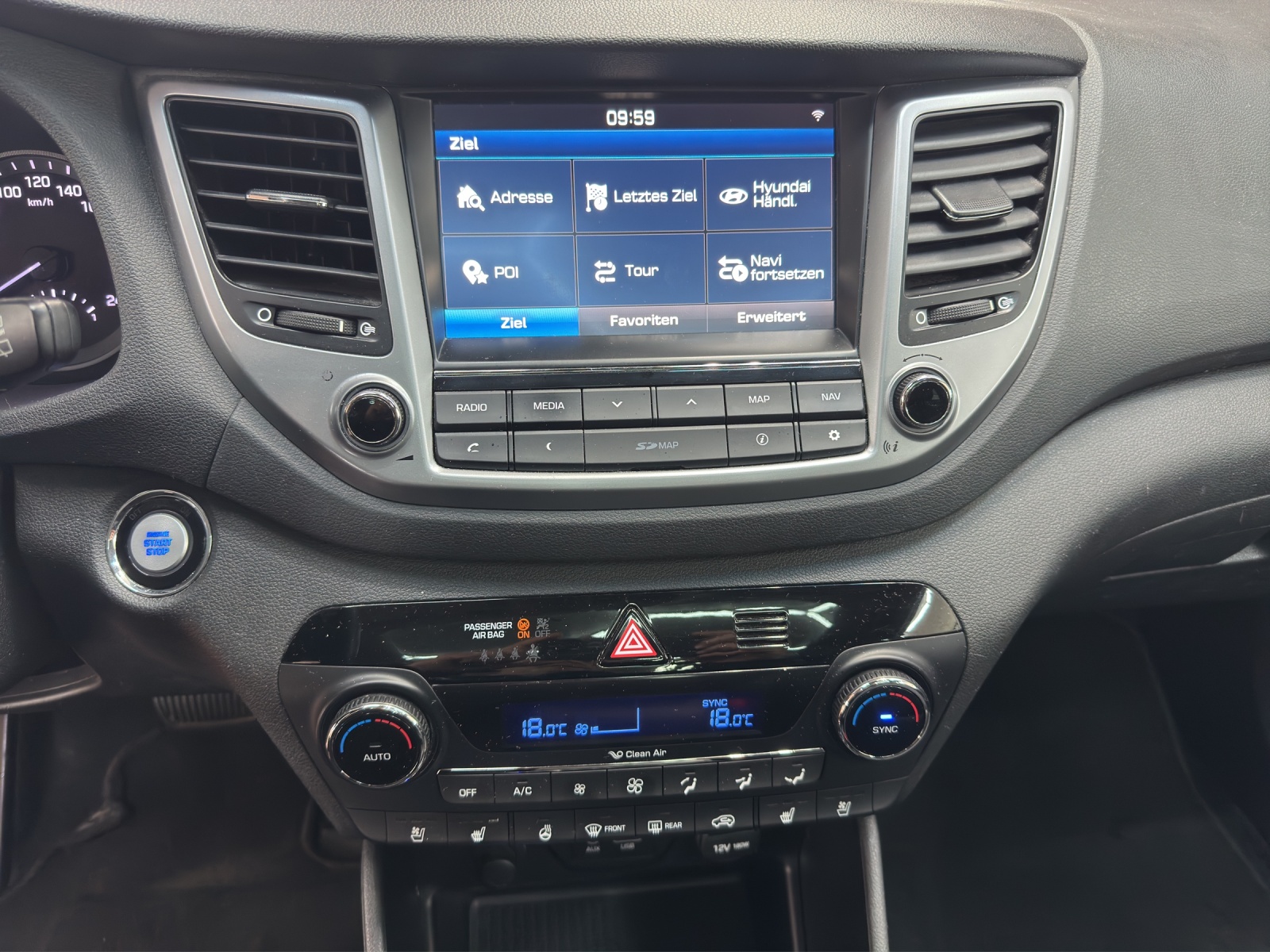 HYUNDAI Tucson 1.7 CRDI Vertex 2WD DTC 7-image-10