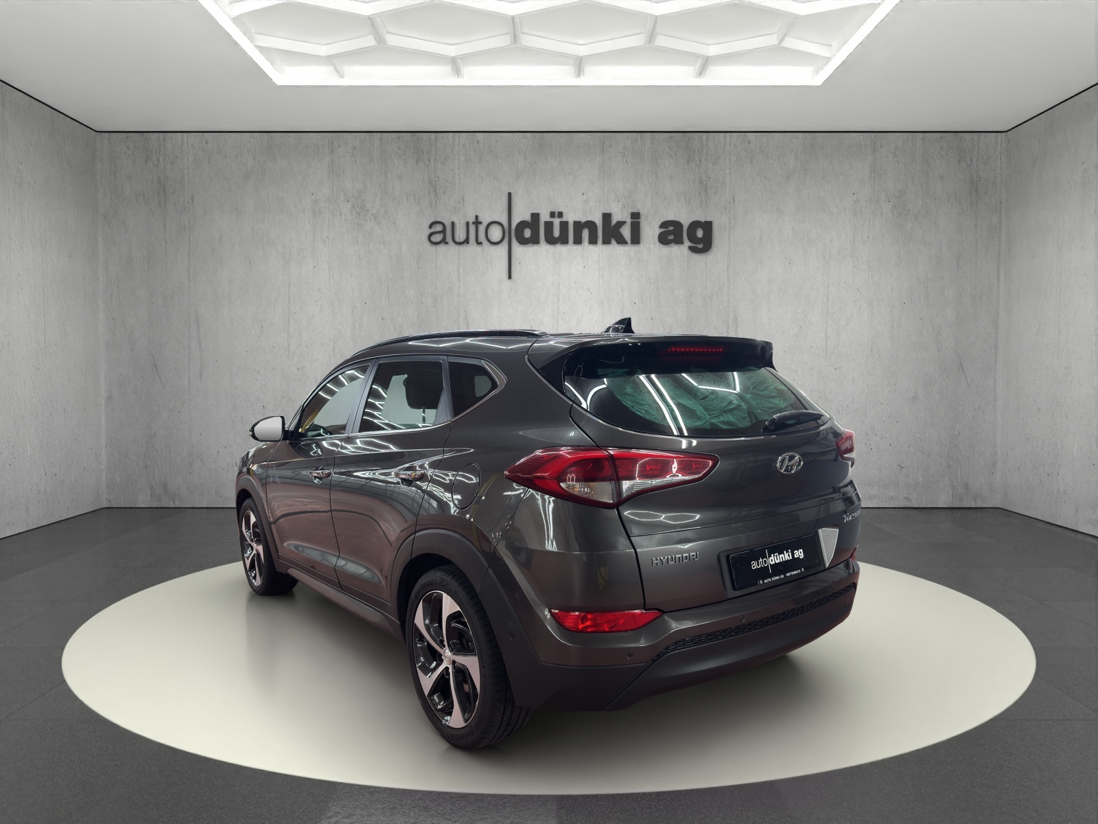 HYUNDAI Tucson 1.7 CRDI Vertex 2WD DTC 7-image-2