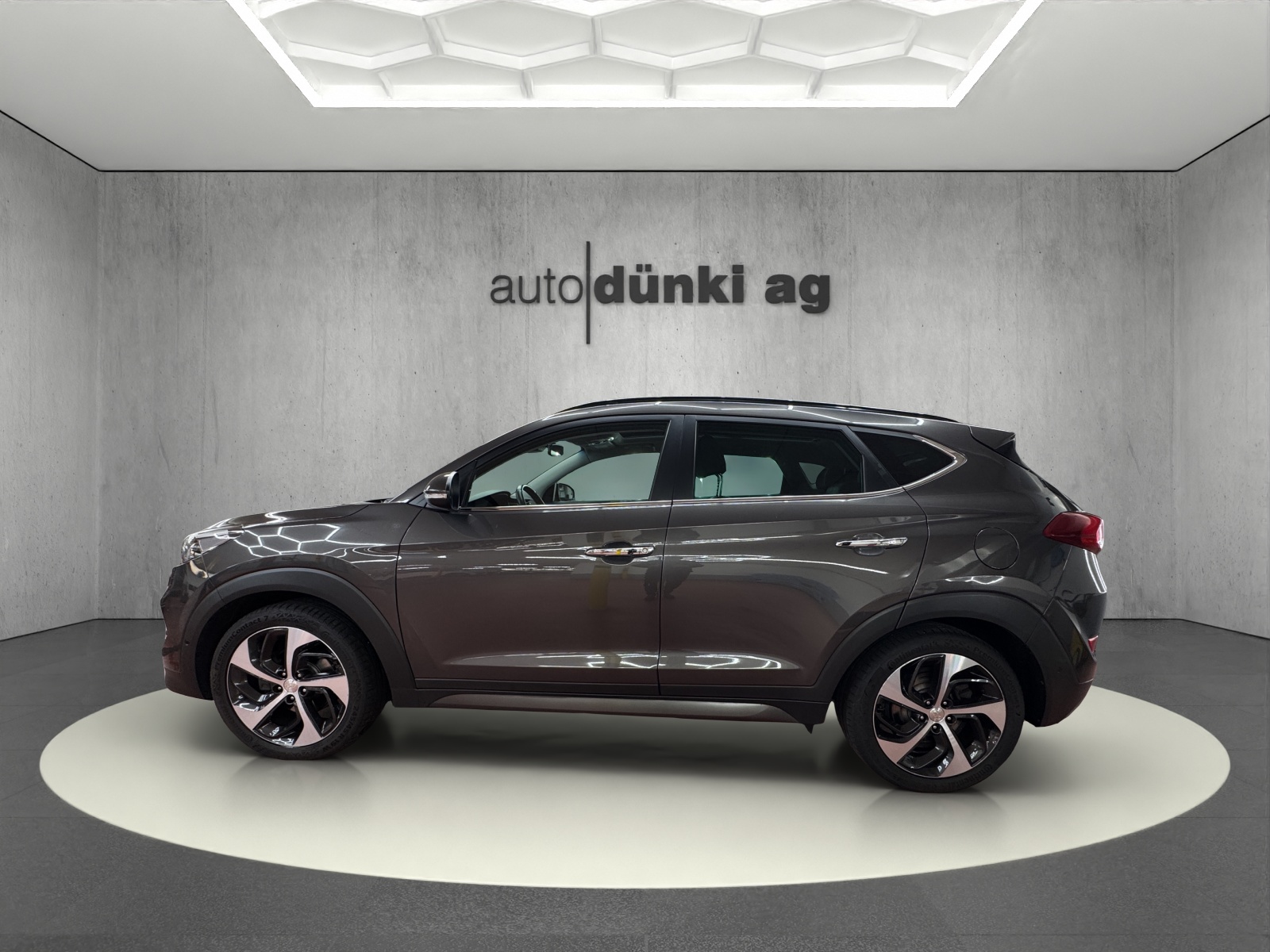 HYUNDAI Tucson 1.7 CRDI Vertex 2WD DTC 7-image-1