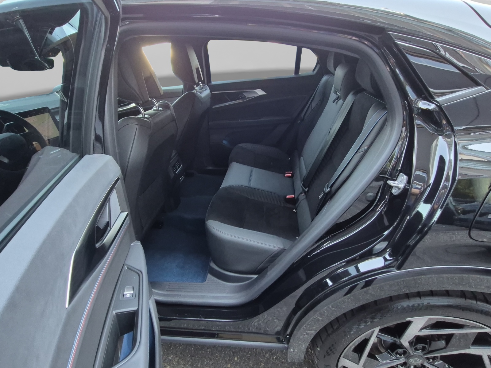 RENAULT Rafale 1.2 E-Tech Plug-in Atelier Alpine-image-6