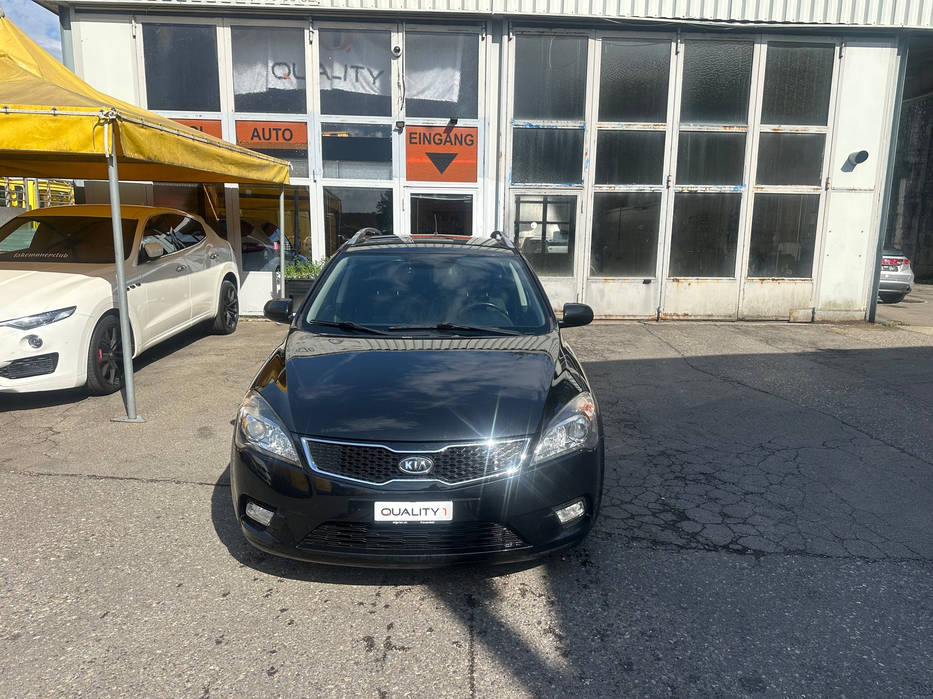 KIA Cee'd 1.4 16V _seven-image-0