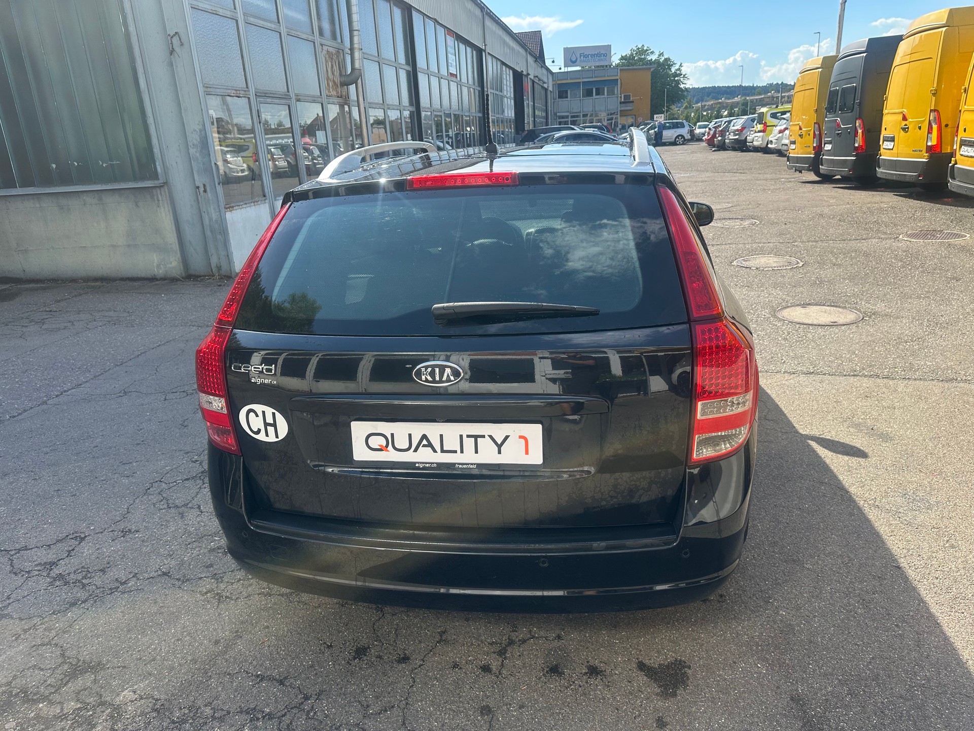 KIA Cee'd 1.4 16V _seven-image-4