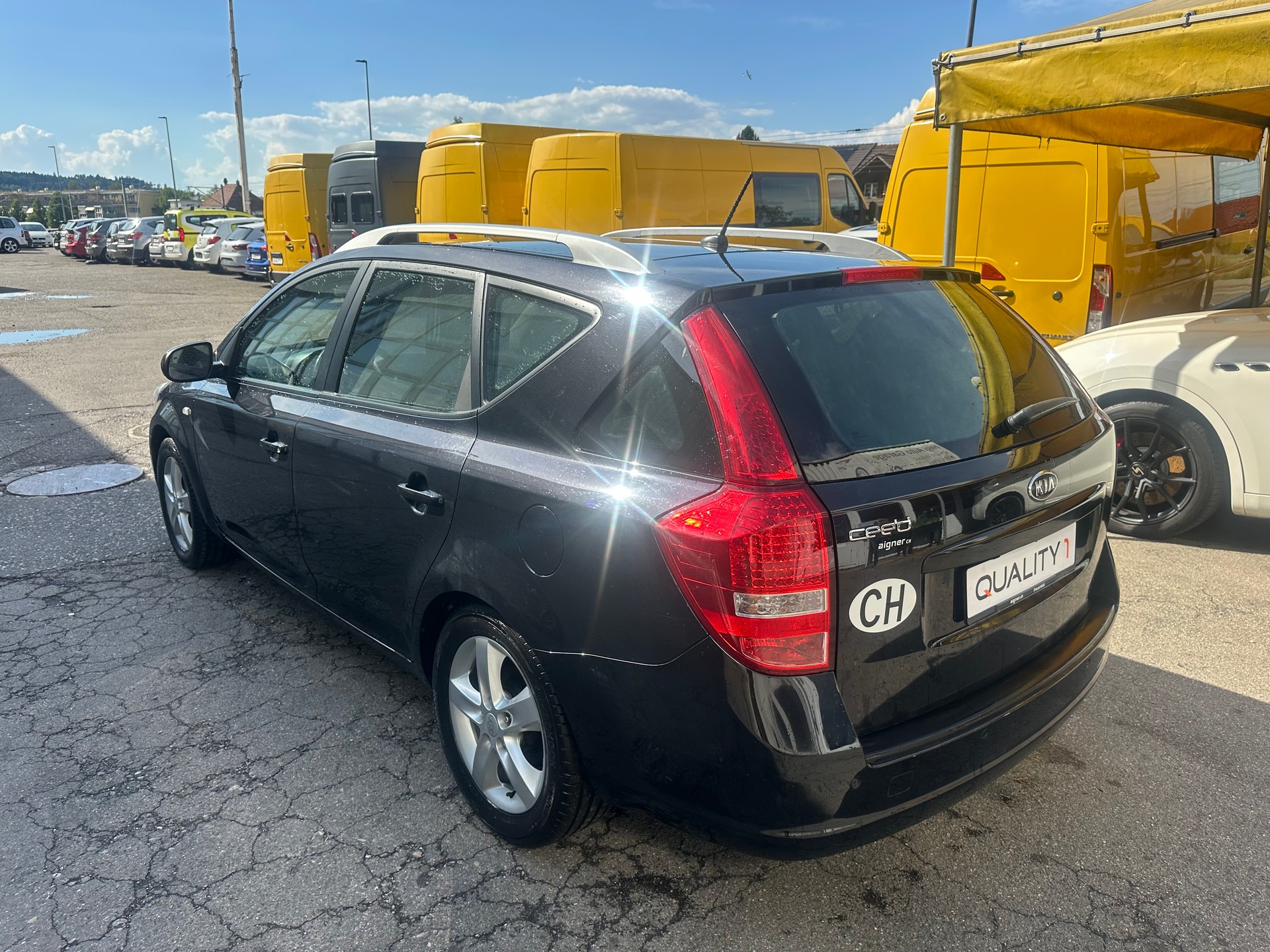 KIA Cee'd 1.4 16V _seven-image-5