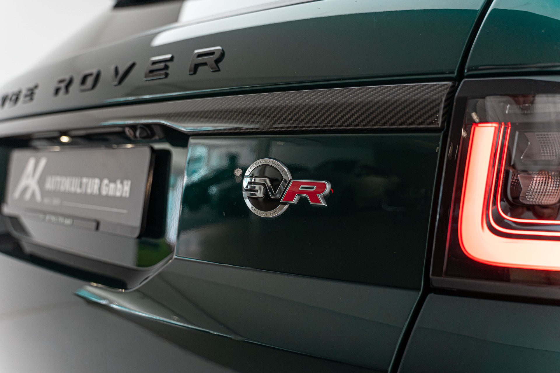 LAND ROVER Range Rover Sport 575 5.0 V8 S/C SVR Carbon Automatic-image-15