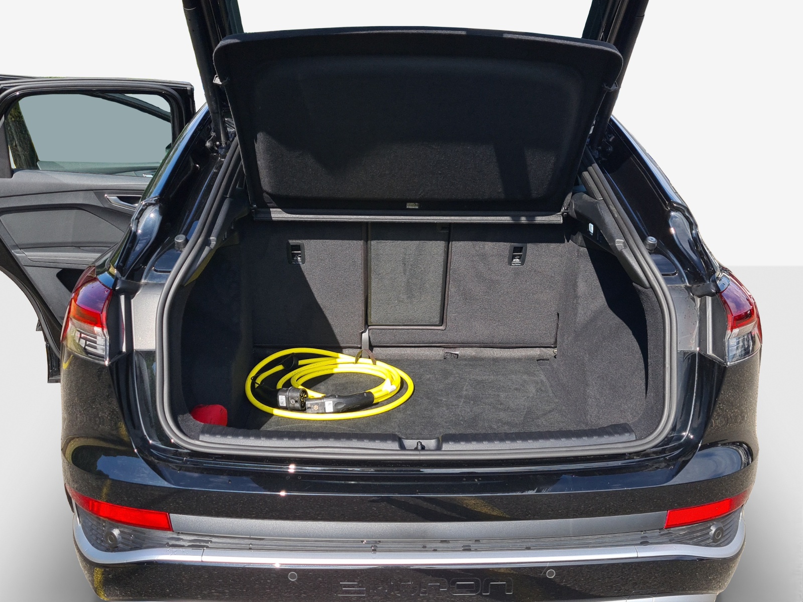 AUDI Q4 Sportback e-tron 50 quattro-image-12