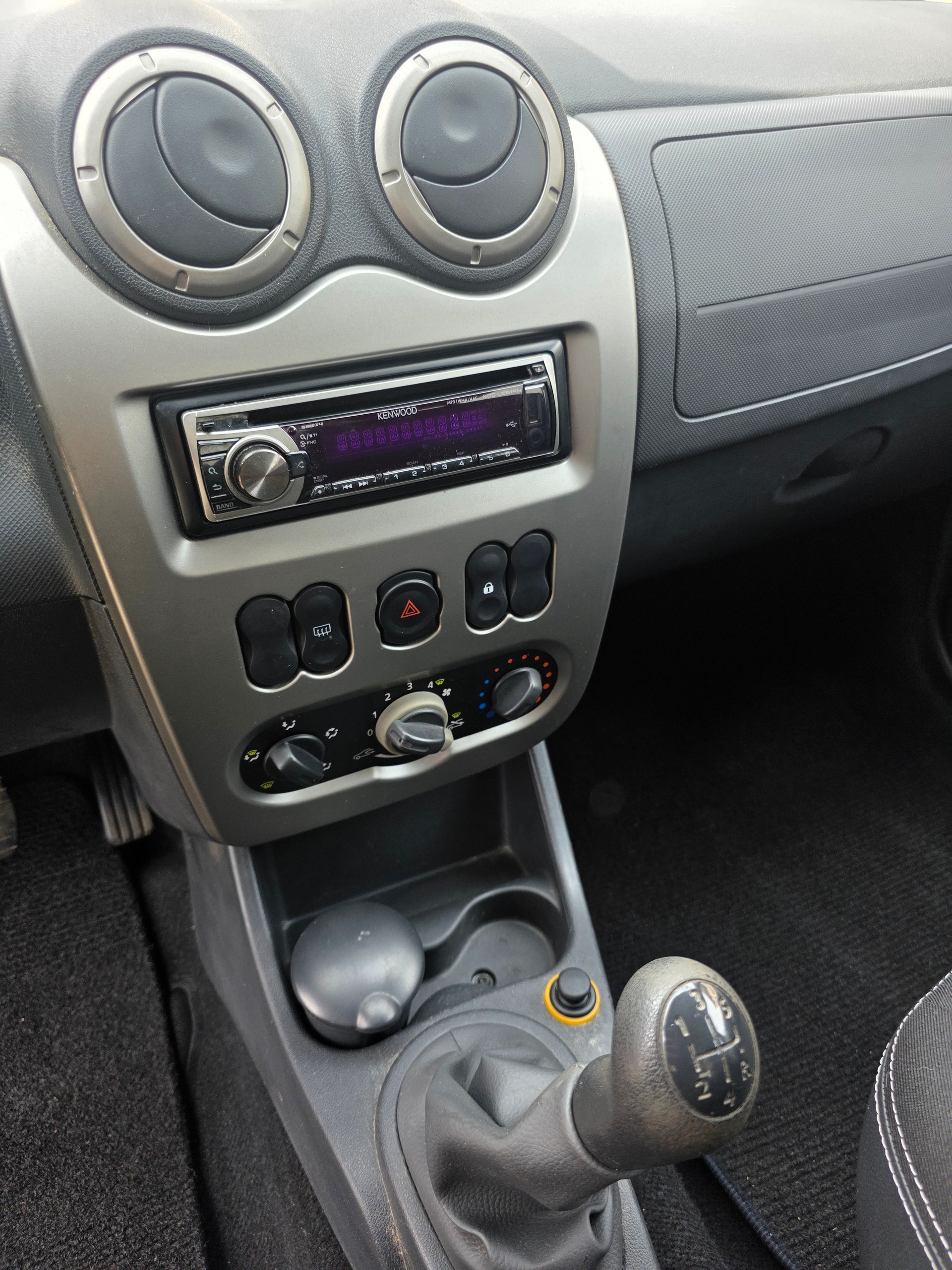 DACIA Sandero 1.6 Stepway-image-7