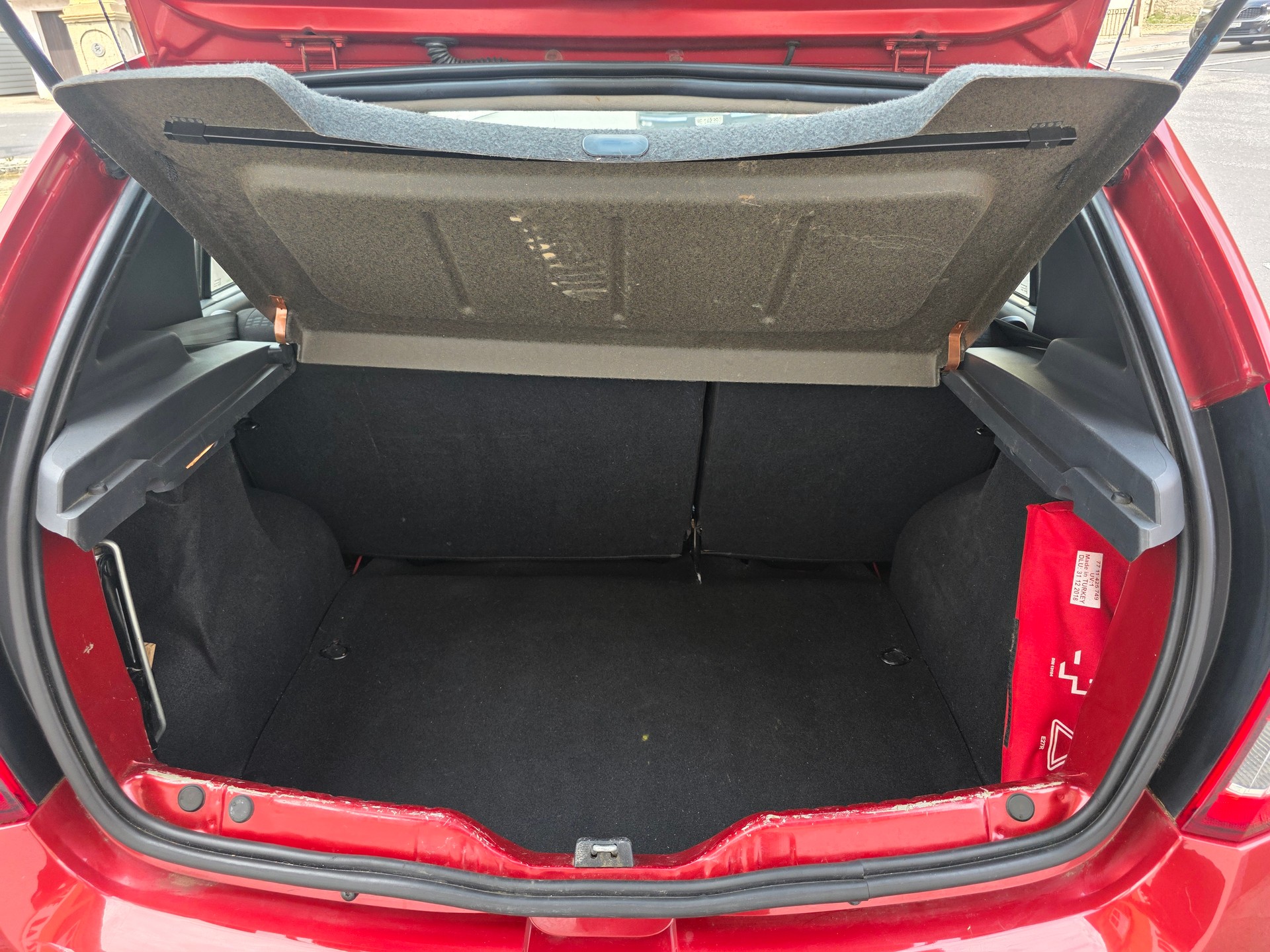 DACIA Sandero 1.6 Stepway-image-10