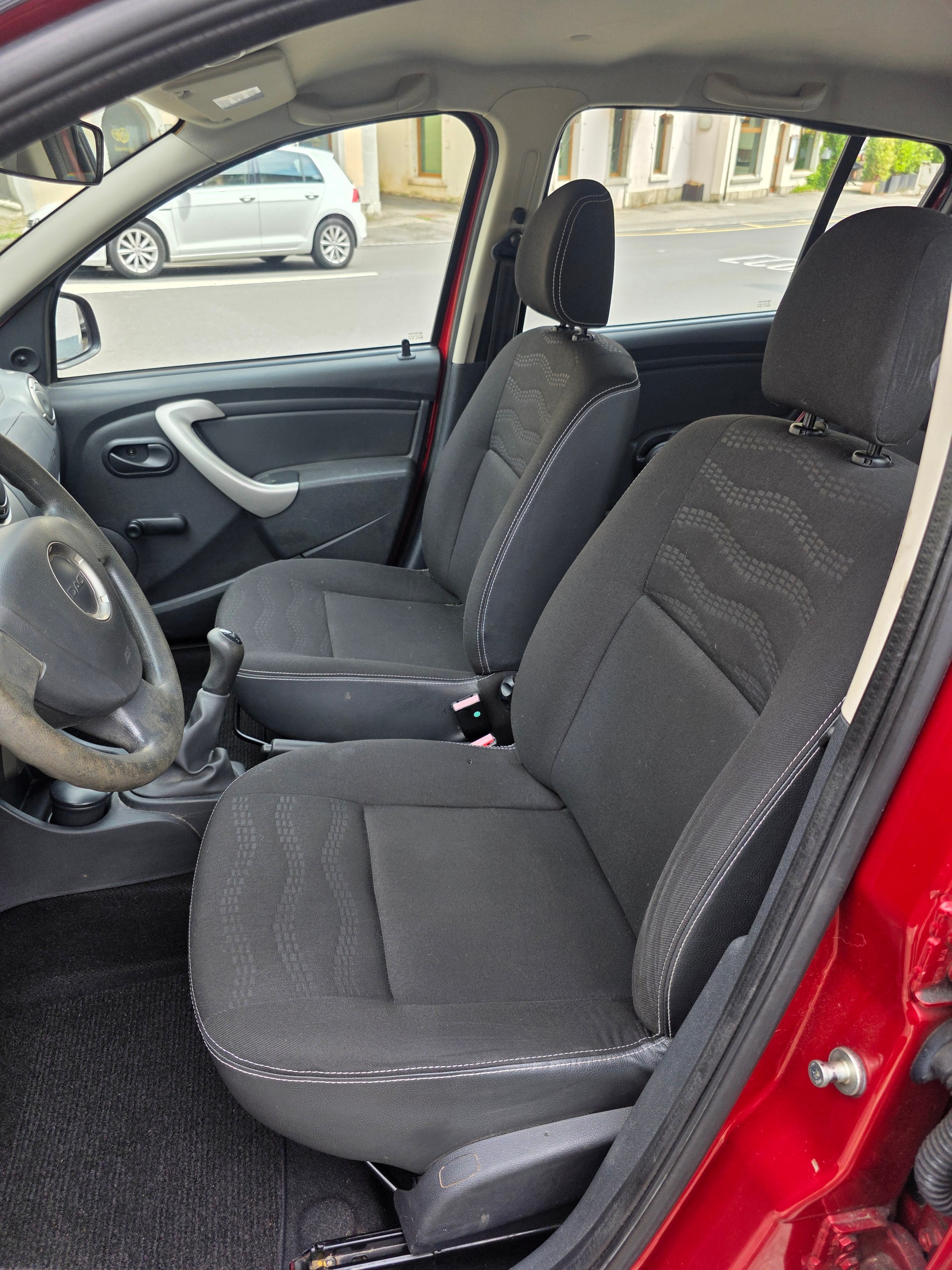 DACIA Sandero 1.6 Stepway-image-8