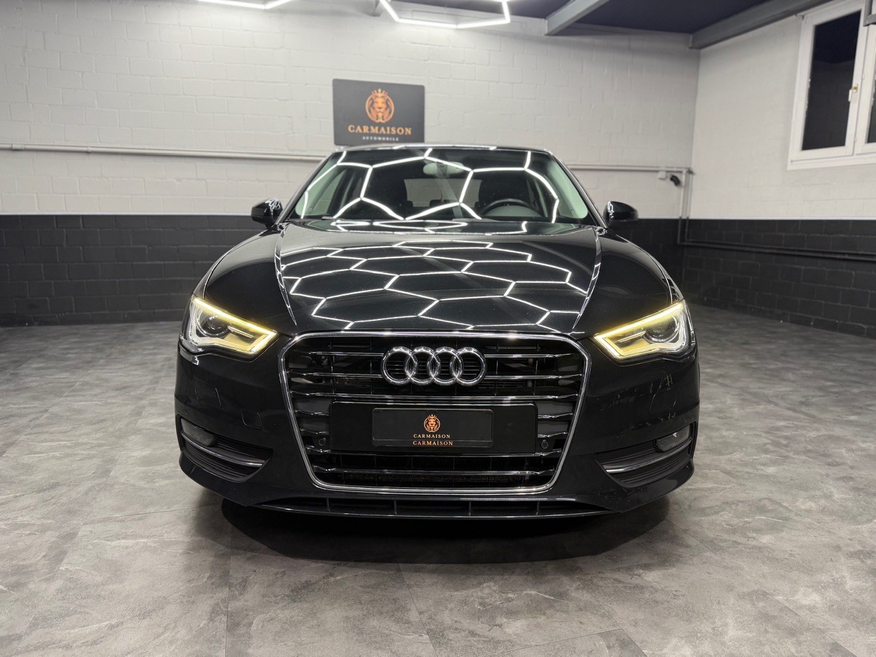 AUDI A3 2.0 TDI Attraction S-tronic-image-1