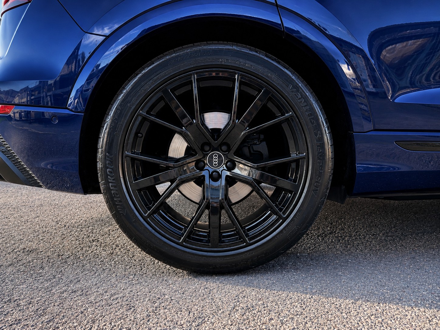 AUDI 4.0 V8 TFSI quattro T-Tronic-image-7