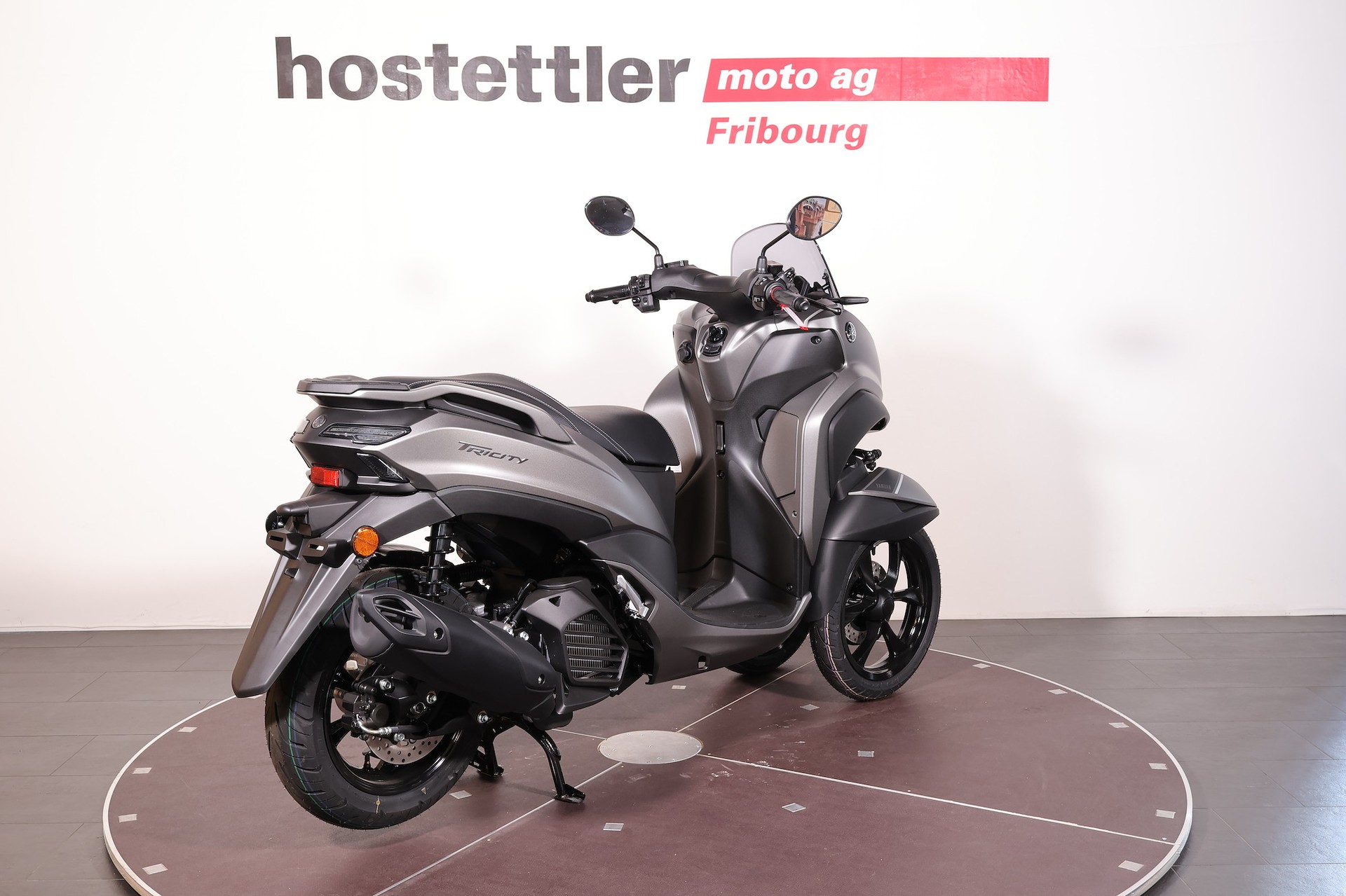 YAMAHA Tricity 125-showroom-element-3