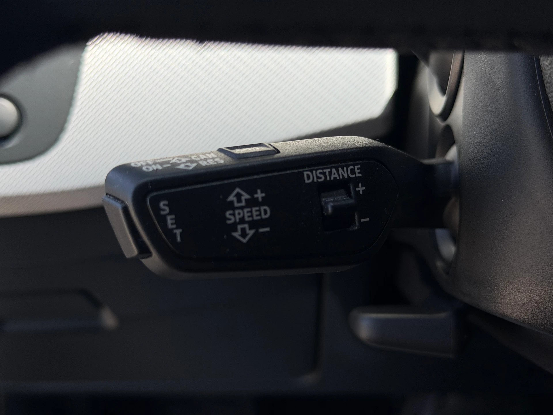 AUDI A4 allroad 40 TDI quattro tiptronic-image-20