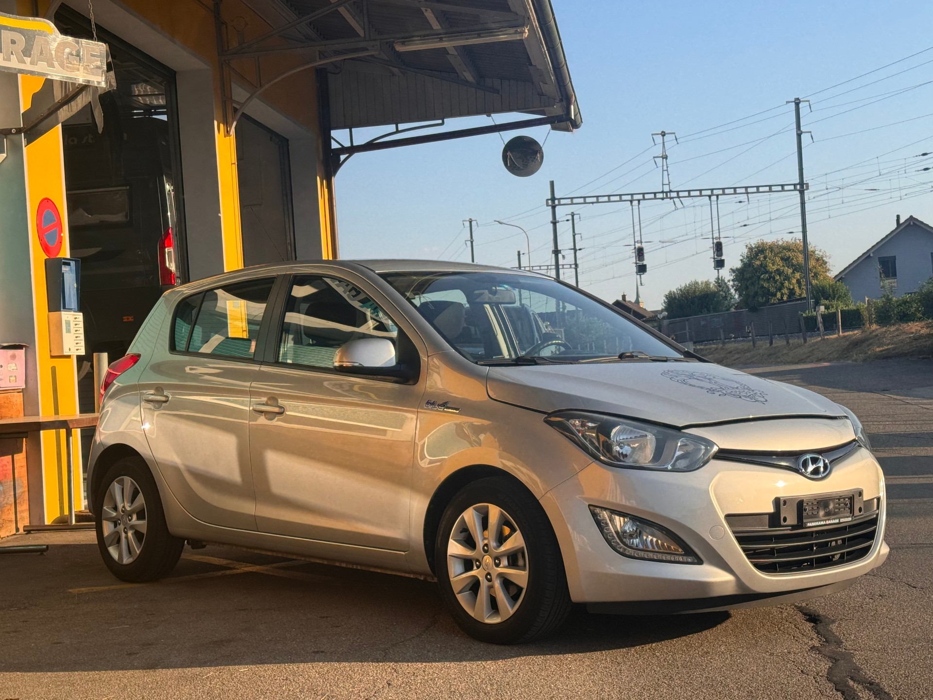 HYUNDAI i20 1.4 CRDi Style-image-2