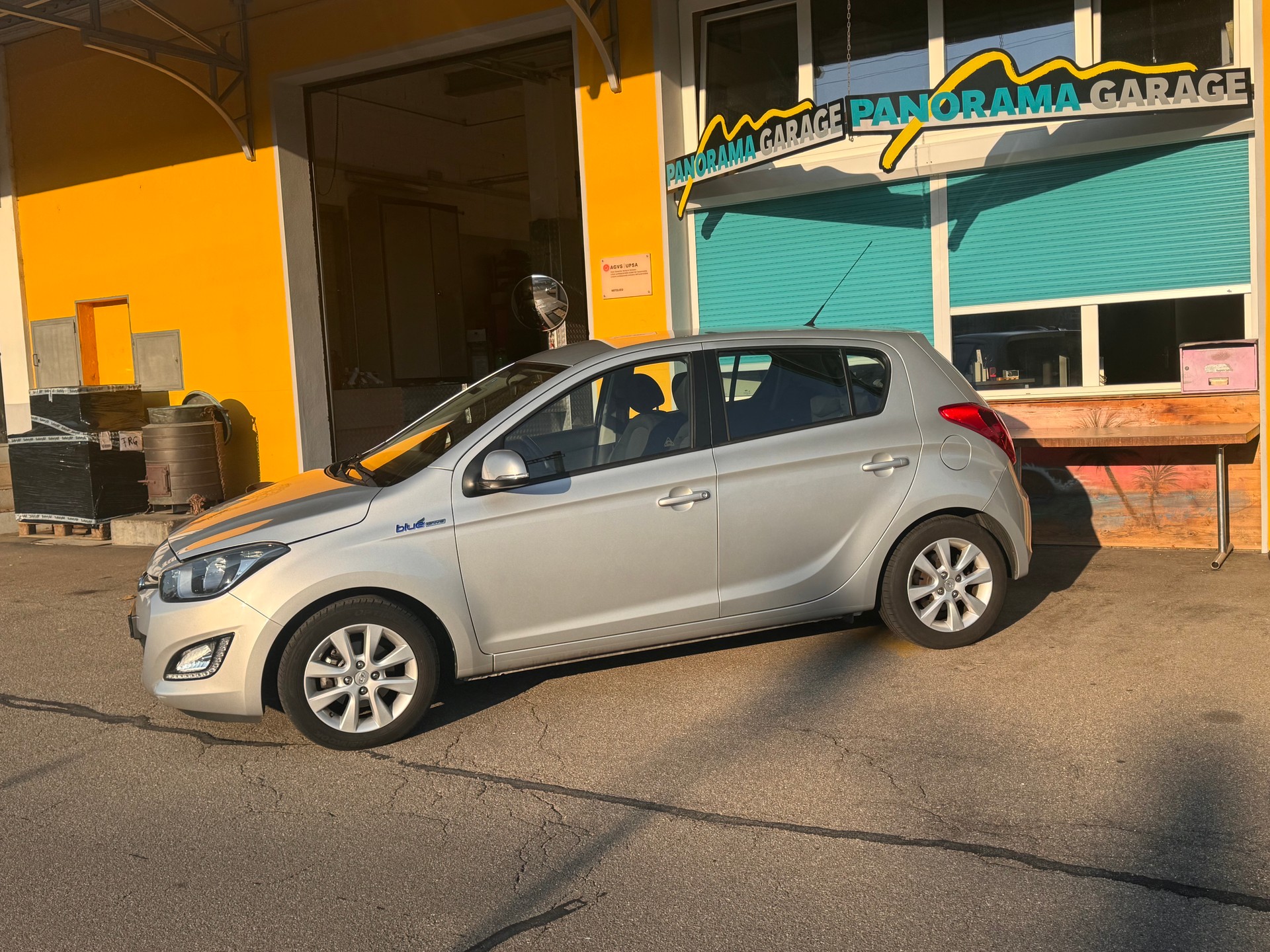 HYUNDAI i20 1.4 CRDi Style-image-5