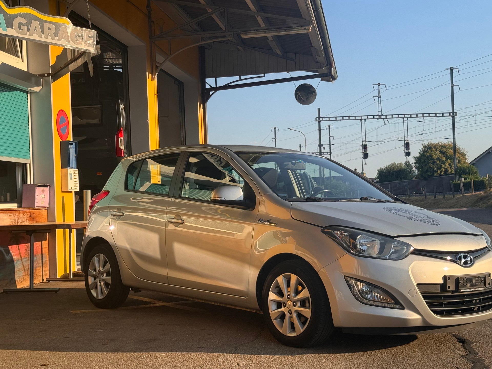 HYUNDAI i20 1.4 CRDi Style-image-3
