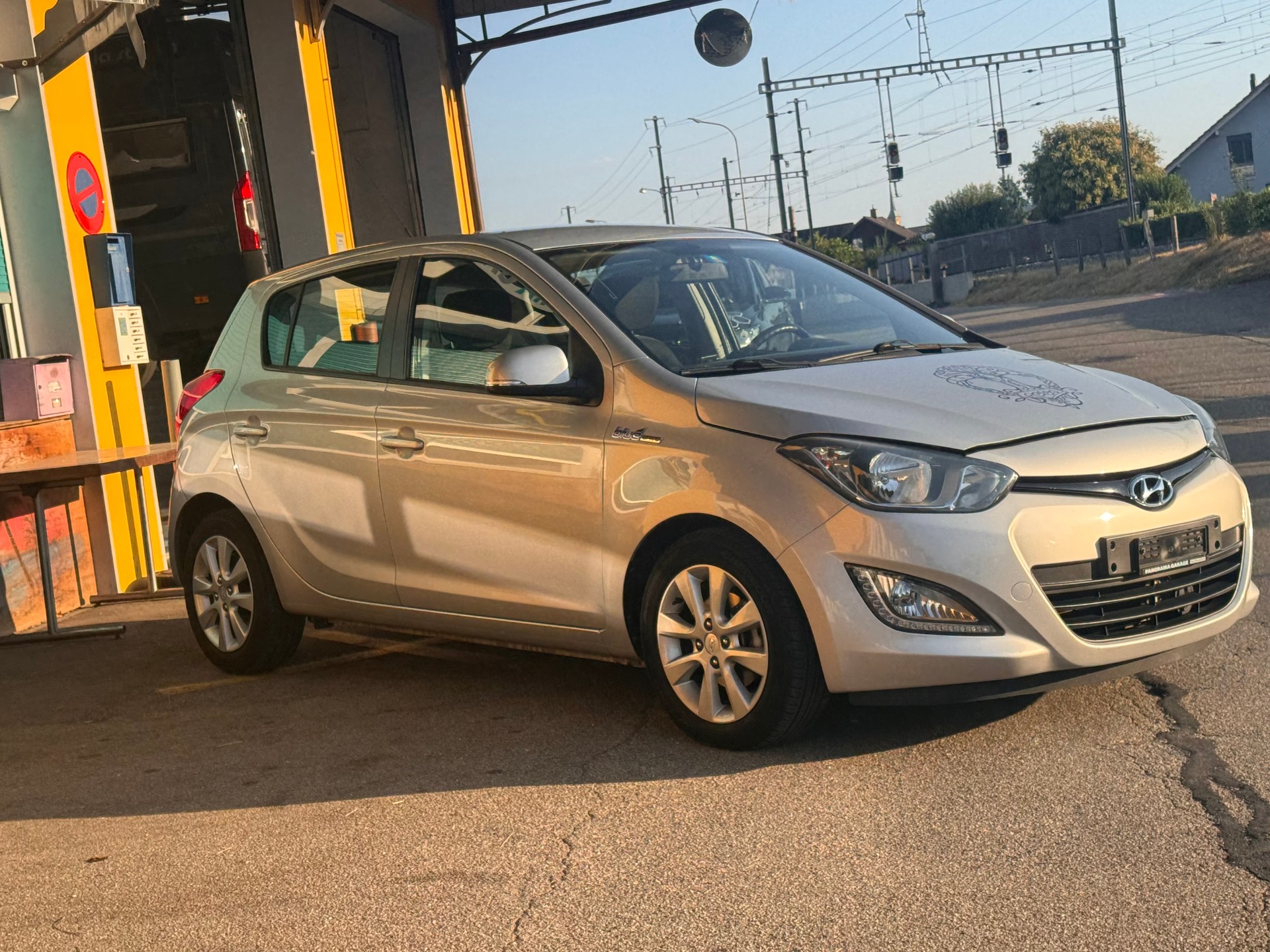HYUNDAI i20 1.4 CRDi Style-image-1