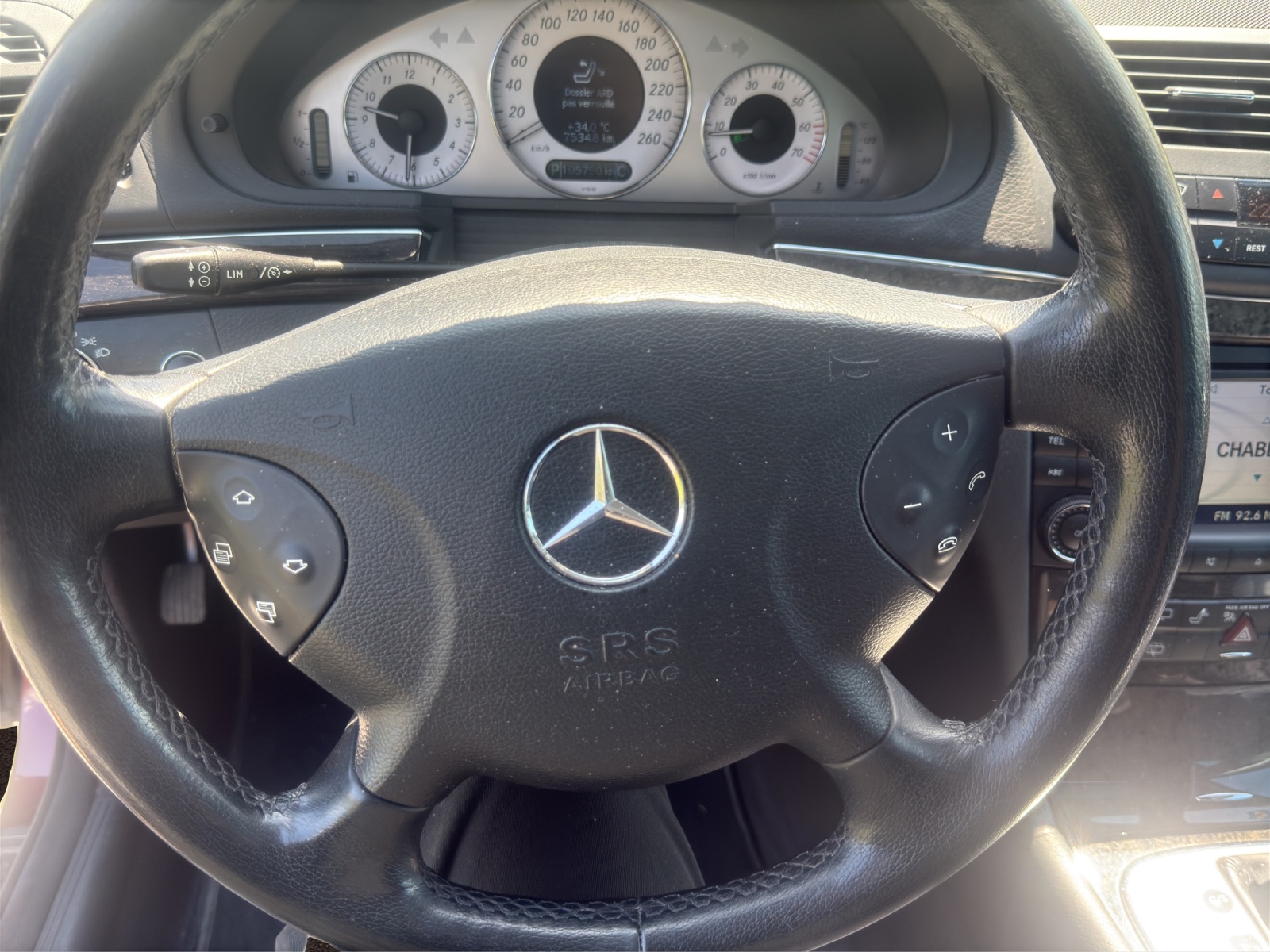 MERCEDES-BENZ E 500 Avantgarde 4Matic Automatic-image-10
