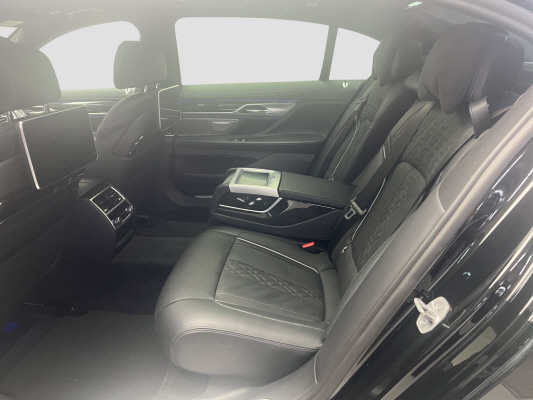 BMW 745Le xDrive M Sport-image-8