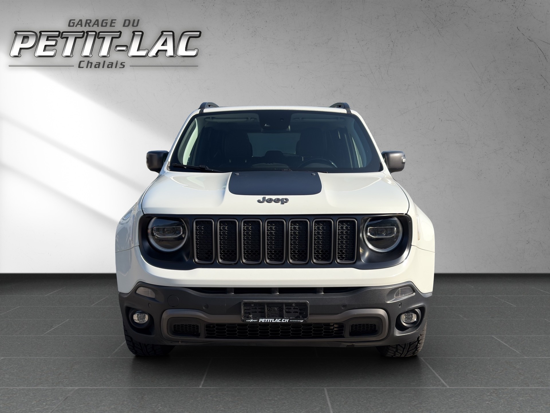 JEEP Renegade 2.0 MJ Trailhawk AWD + Low Range 9ATX-image-1