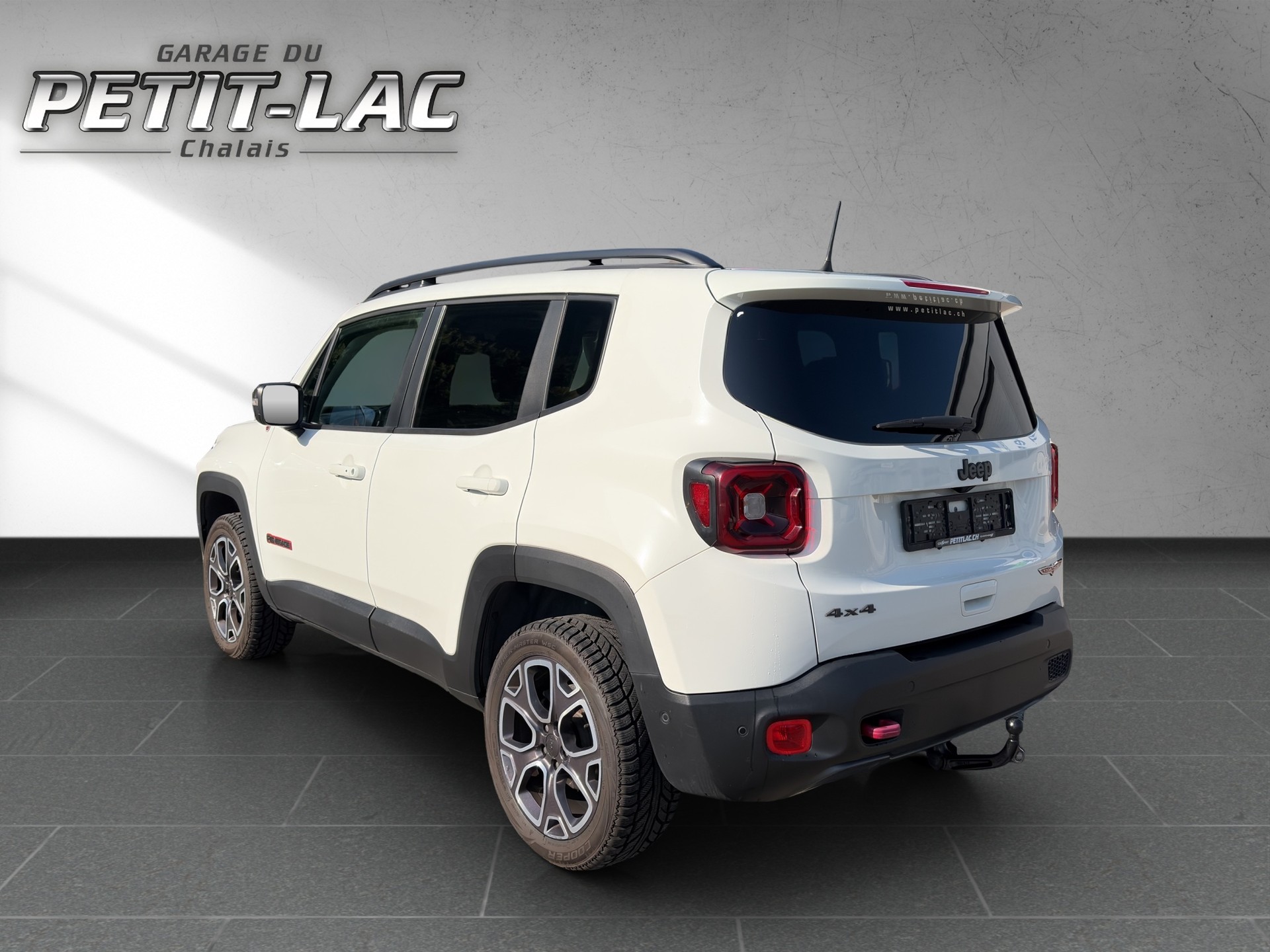 JEEP Renegade 2.0 MJ Trailhawk AWD + Low Range 9ATX-image-3