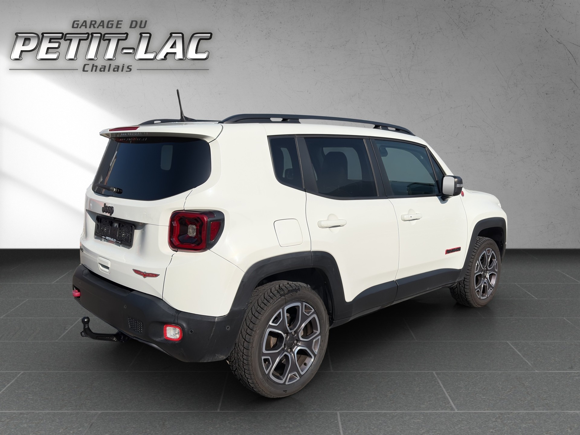 JEEP Renegade 2.0 MJ Trailhawk AWD + Low Range 9ATX-image-4