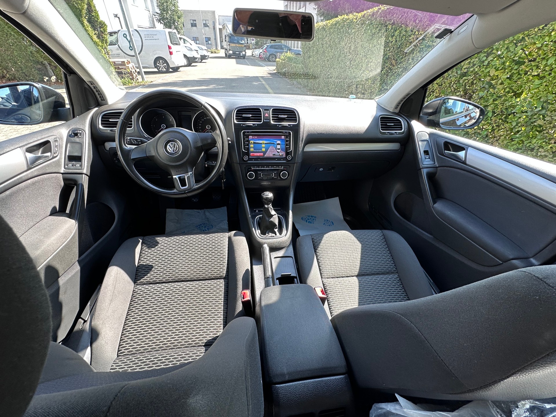VW GOLF-image-6