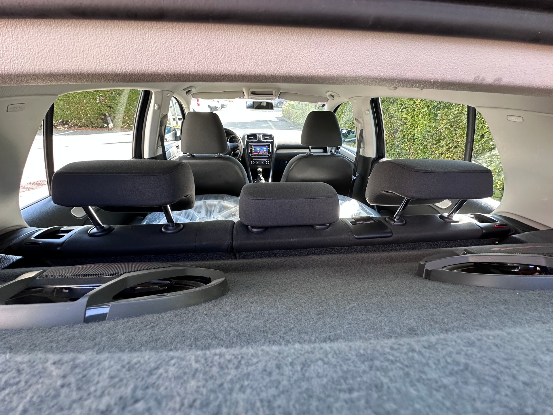 VW GOLF-image-12