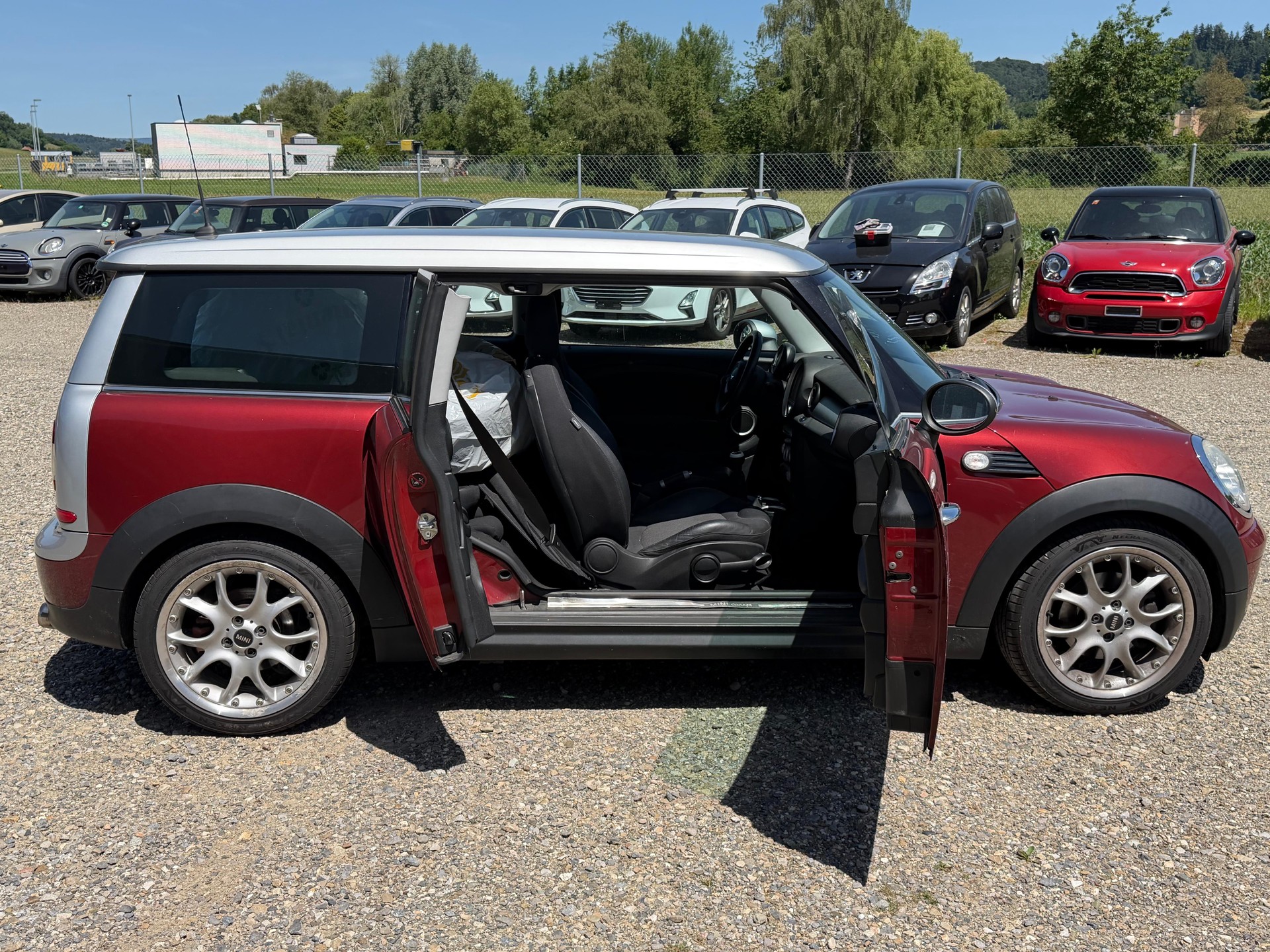 MINI Clubman Cooper-image-9
