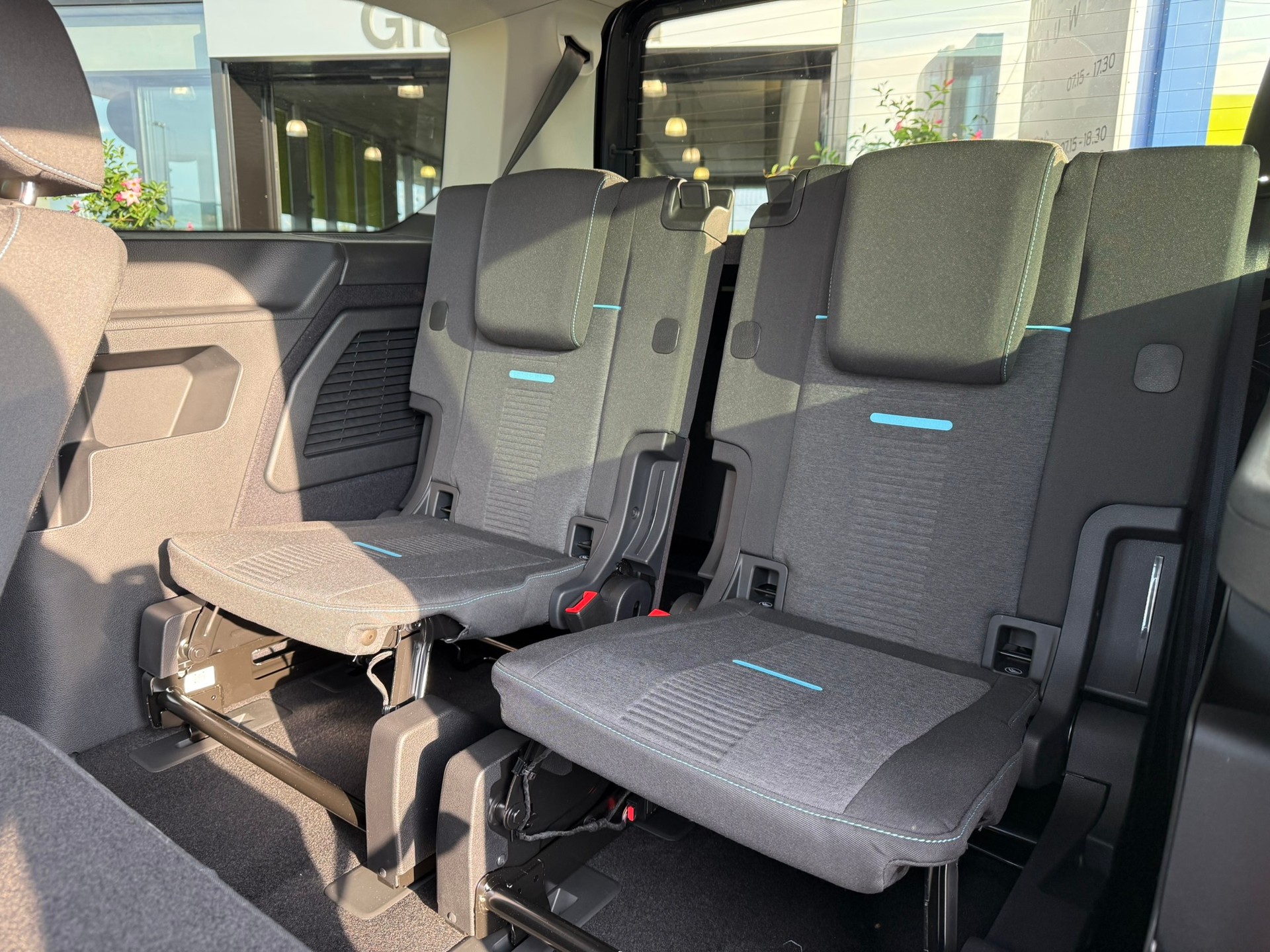 FORD Grand Tourneo Connect 1.5 PHEV Active Automat-image-8